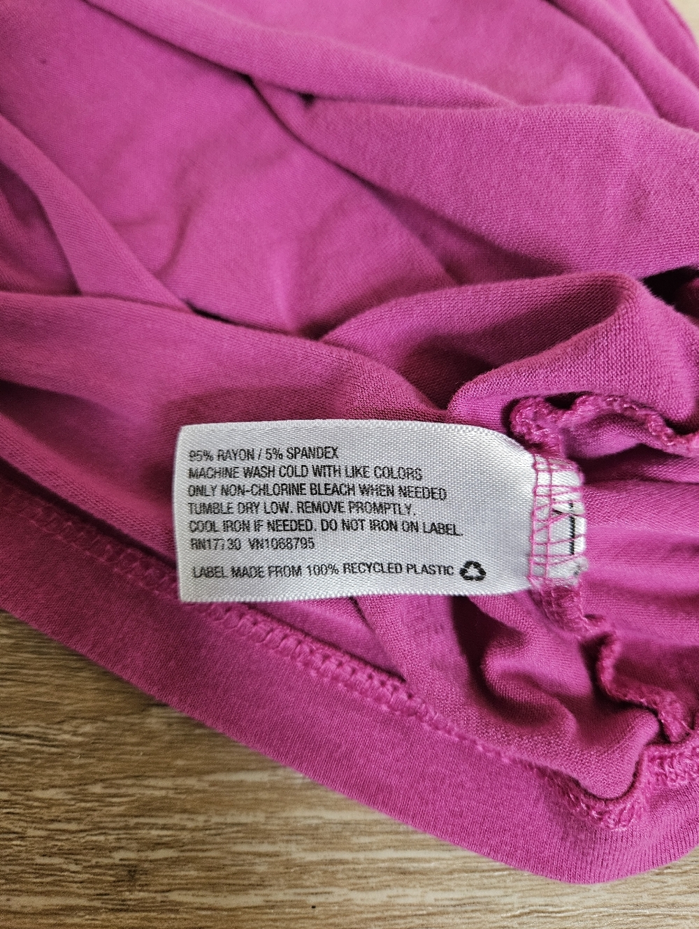 Fuschia Tank Top - Size Xsmall - Picture 5 of 5